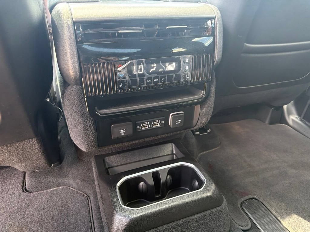 2025 Jeep Wagoneer Series II Carbide