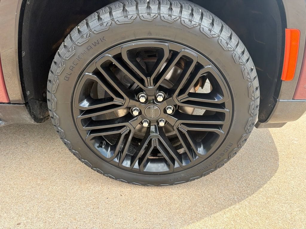 2025 Jeep Wagoneer Series II Carbide