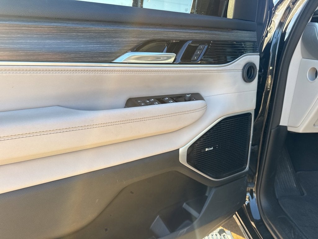 2023 Jeep Wagoneer Series III