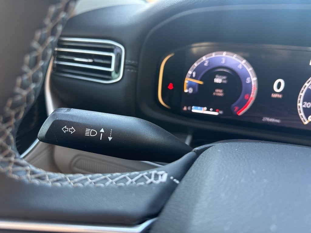 2023 Jeep Wagoneer Series III