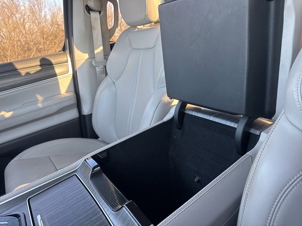 2023 Jeep Wagoneer Series III