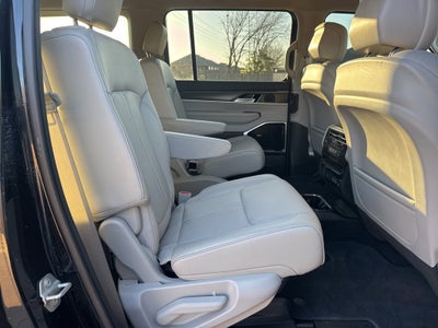 2023 Jeep Wagoneer Series III