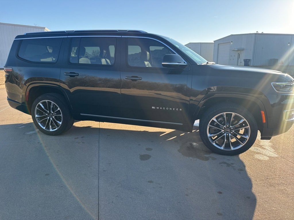 2023 Jeep Wagoneer Series III