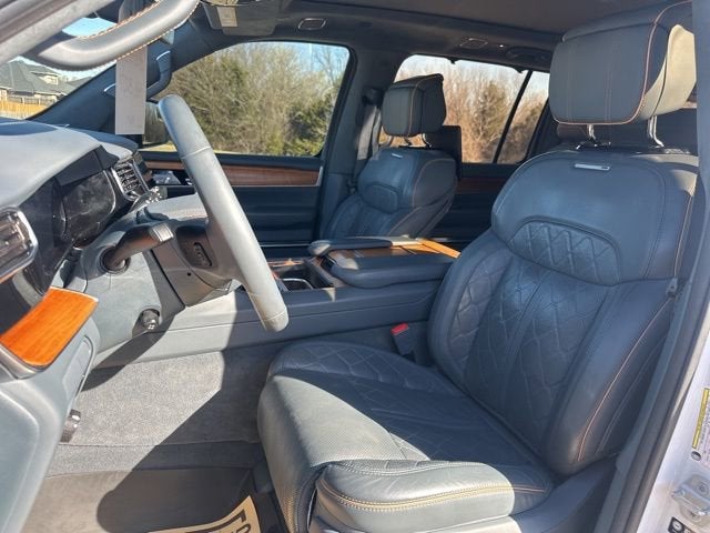 2022 Jeep Grand Wagoneer Series III