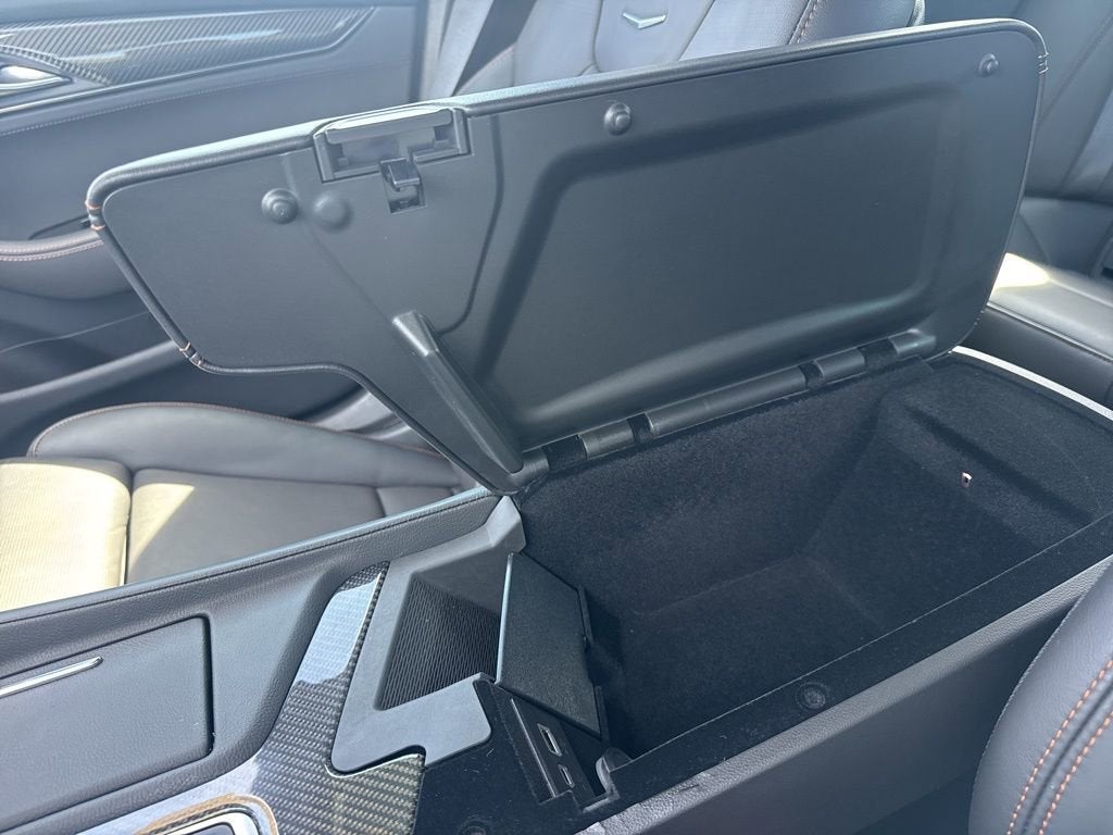 2025 Cadillac CT5 Sport