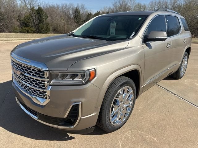 2022 GMC Acadia Denali