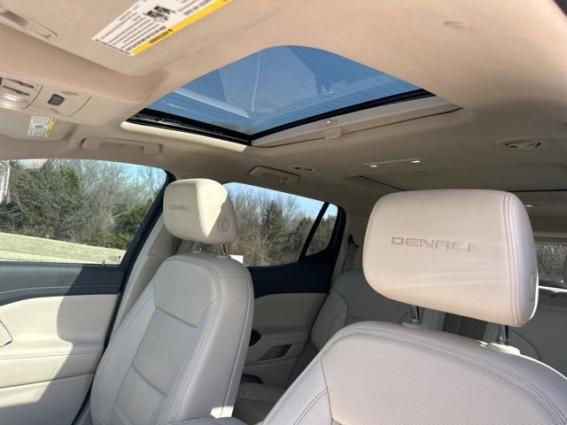 2022 GMC Acadia Denali