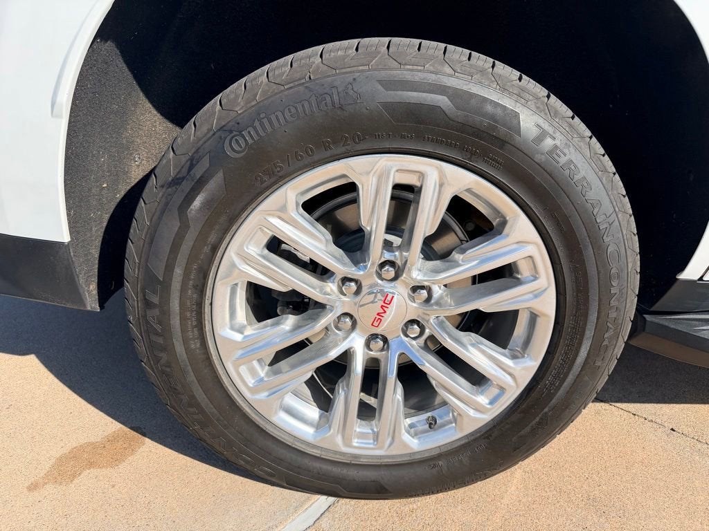 2023 GMC Yukon SLT