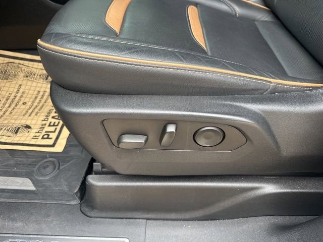 2022 GMC Yukon AT4