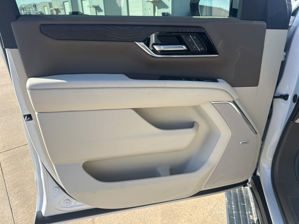 2025 GMC Yukon Denali