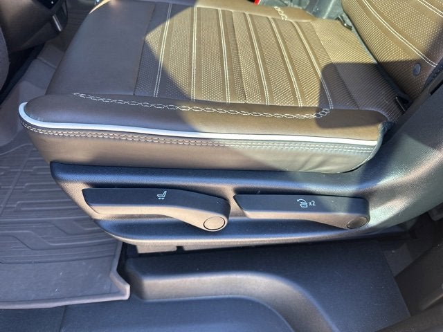 2025 GMC Yukon Denali Ultimate