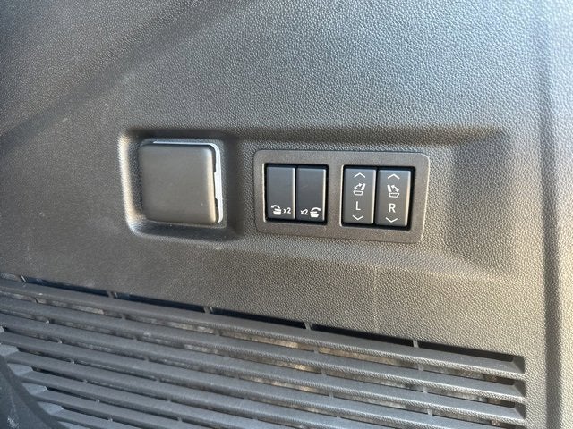 2025 GMC Yukon Denali Ultimate