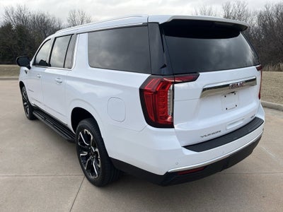 2023 GMC Yukon XL SLT