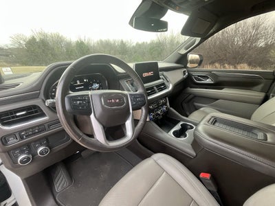 2023 GMC Yukon XL SLT