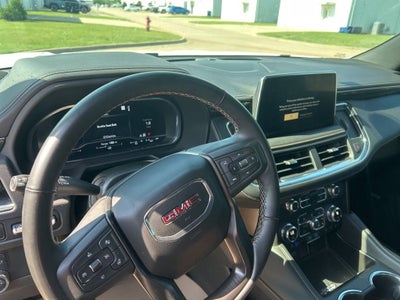 2023 GMC Yukon XL AT4