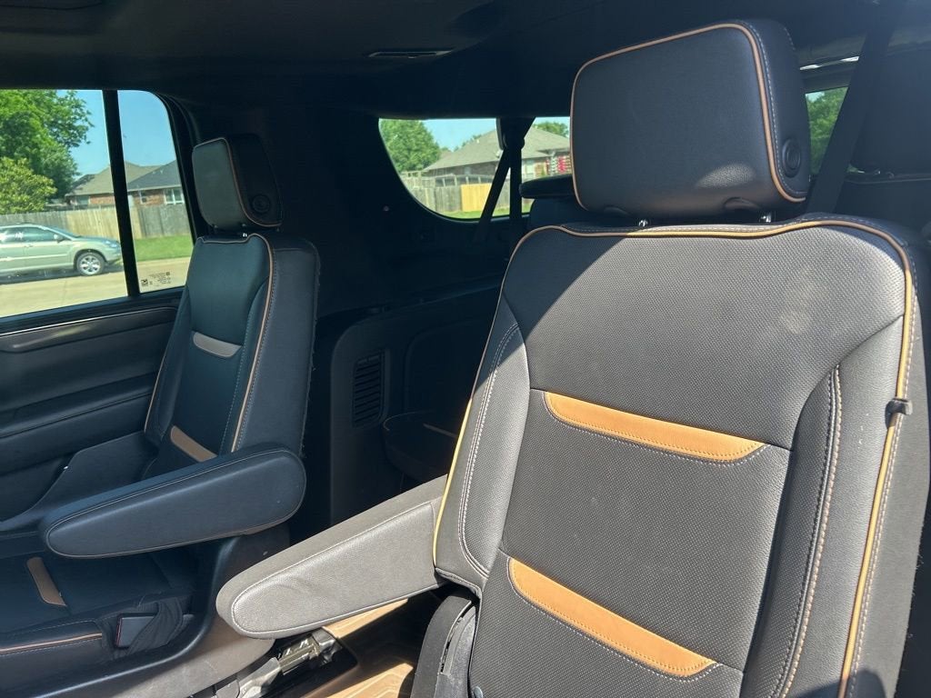 2023 GMC Yukon XL AT4