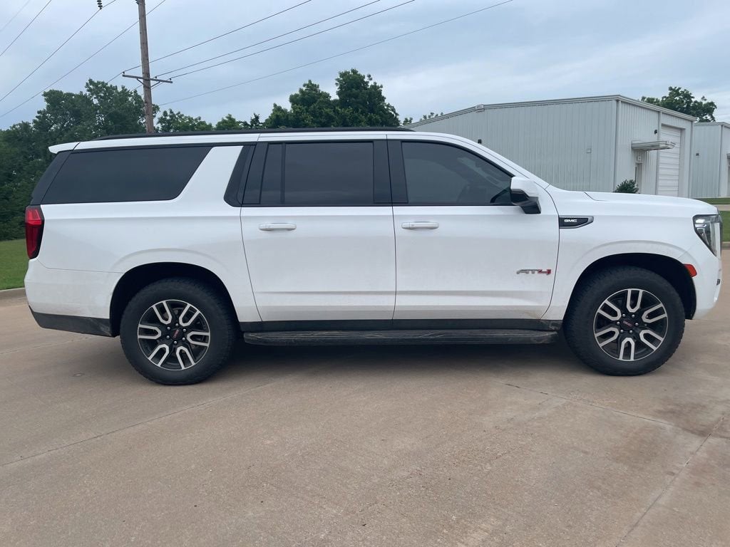2023 GMC Yukon XL AT4