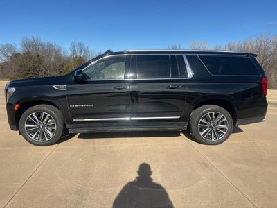 2022 GMC Yukon XL Denali