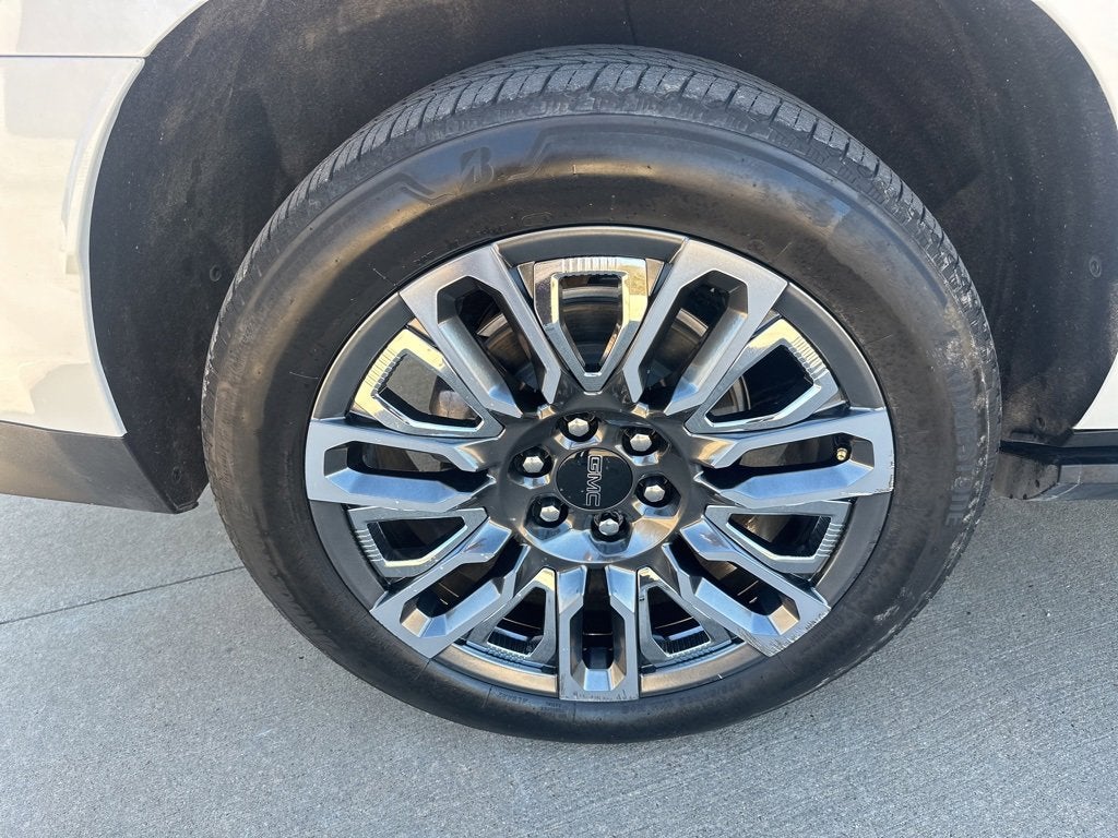 2024 GMC Yukon XL Denali Ultimate