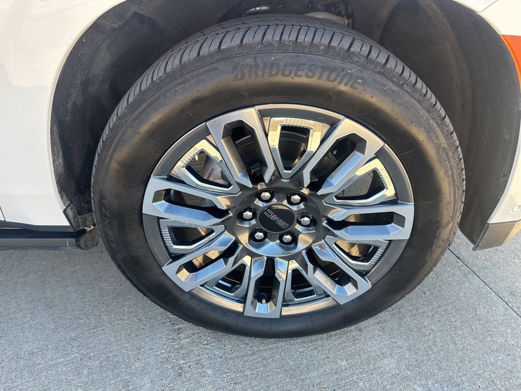 2024 GMC Yukon XL Denali Ultimate