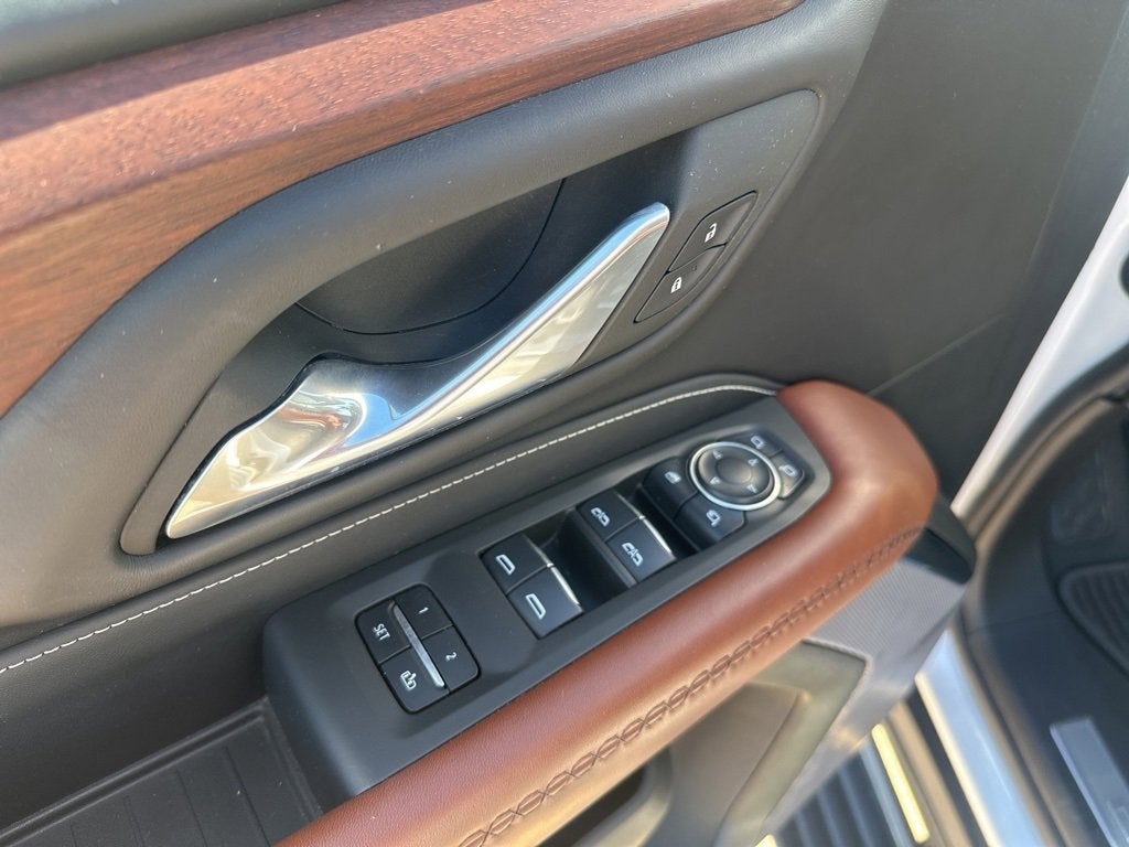 2024 GMC Yukon XL Denali Ultimate