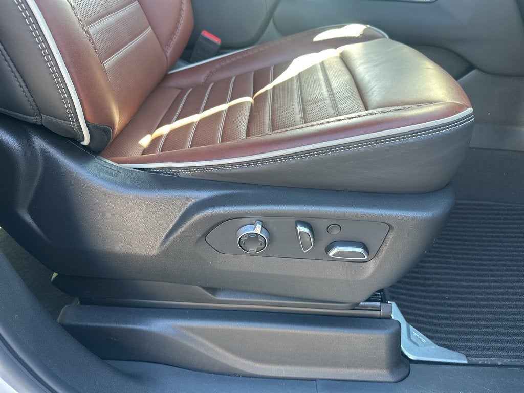 2024 GMC Yukon XL Denali Ultimate