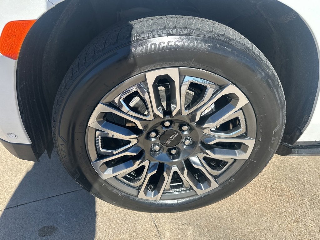 2024 GMC Yukon XL Denali Ultimate