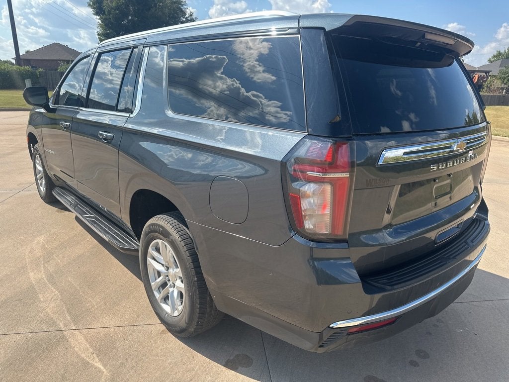 2021 Chevrolet Suburban LT