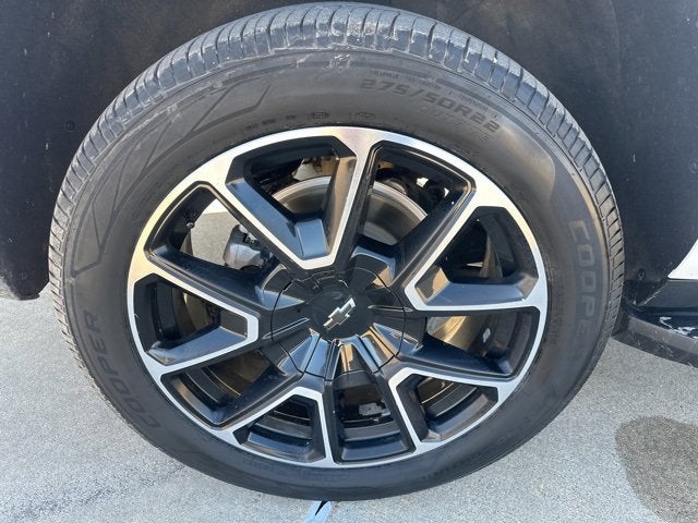 2023 Chevrolet Suburban RST