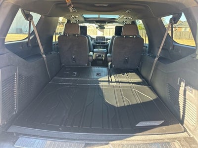 2023 Chevrolet Suburban RST