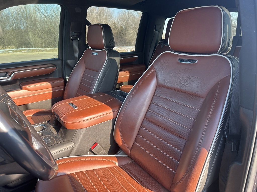 2024 GMC Sierra 3500 HD Denali Ultimate