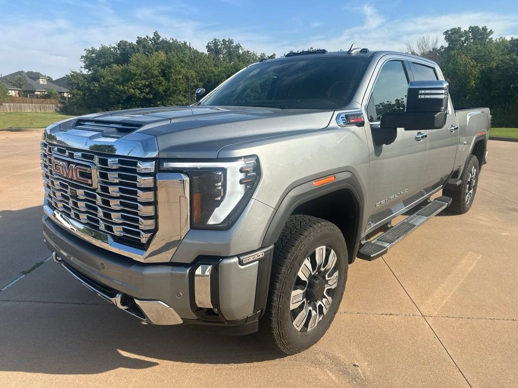 2025 GMC Sierra 2500 HD Denali