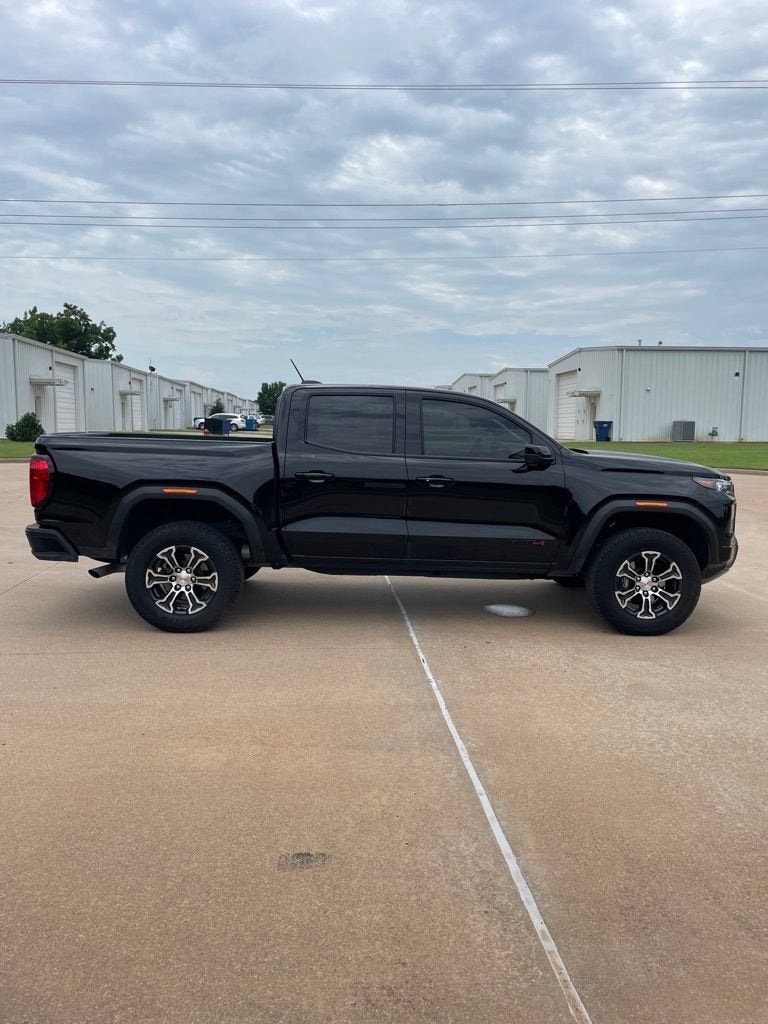2025 GMC Canyon AT4