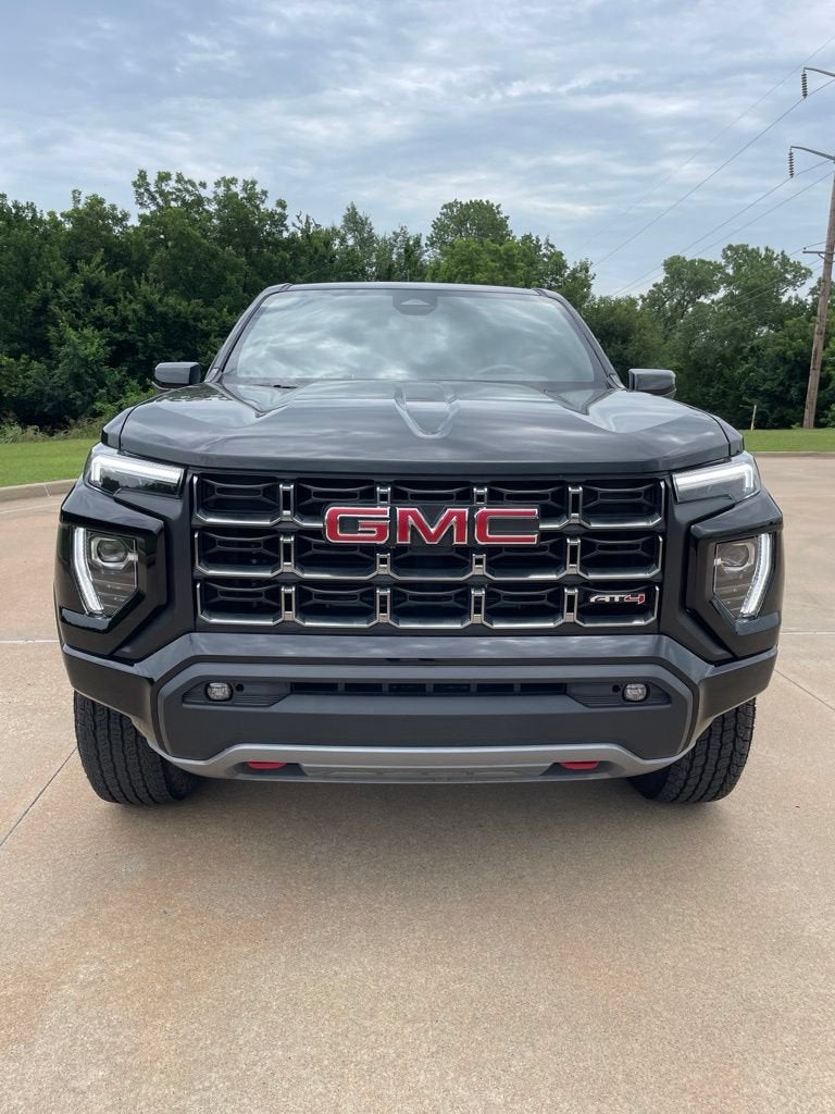 2025 GMC Canyon AT4