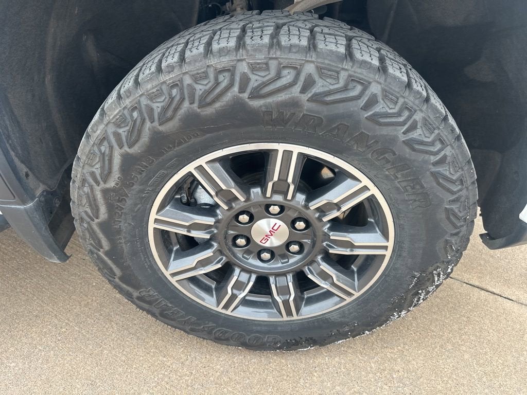 2024 GMC Sierra 1500 AT4