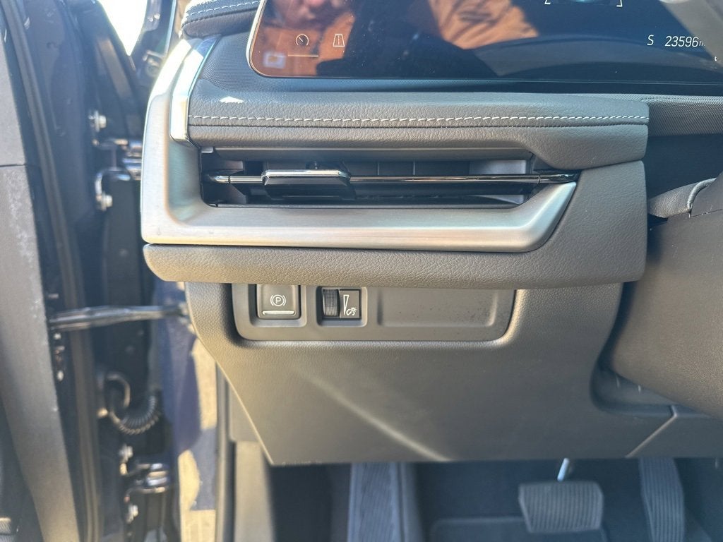 2024 Cadillac XT4 Luxury