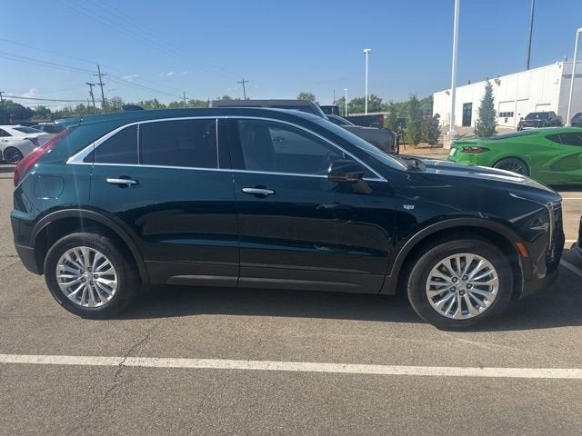 2024 Cadillac XT4 Luxury