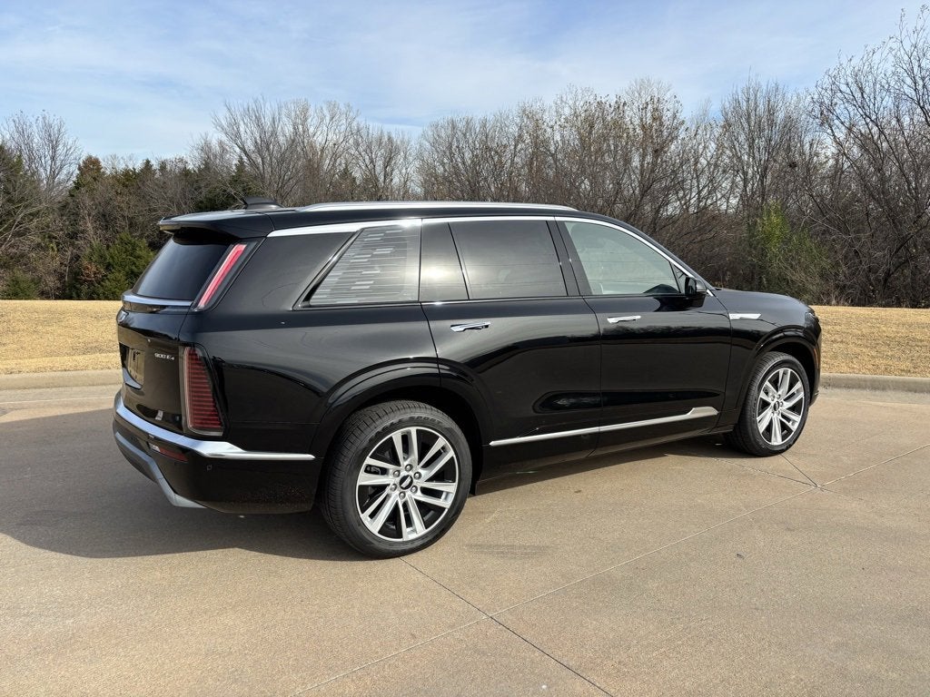 2026 Cadillac VISTIQ Luxury