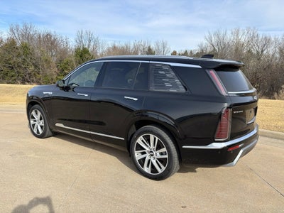 2026 Cadillac VISTIQ Luxury