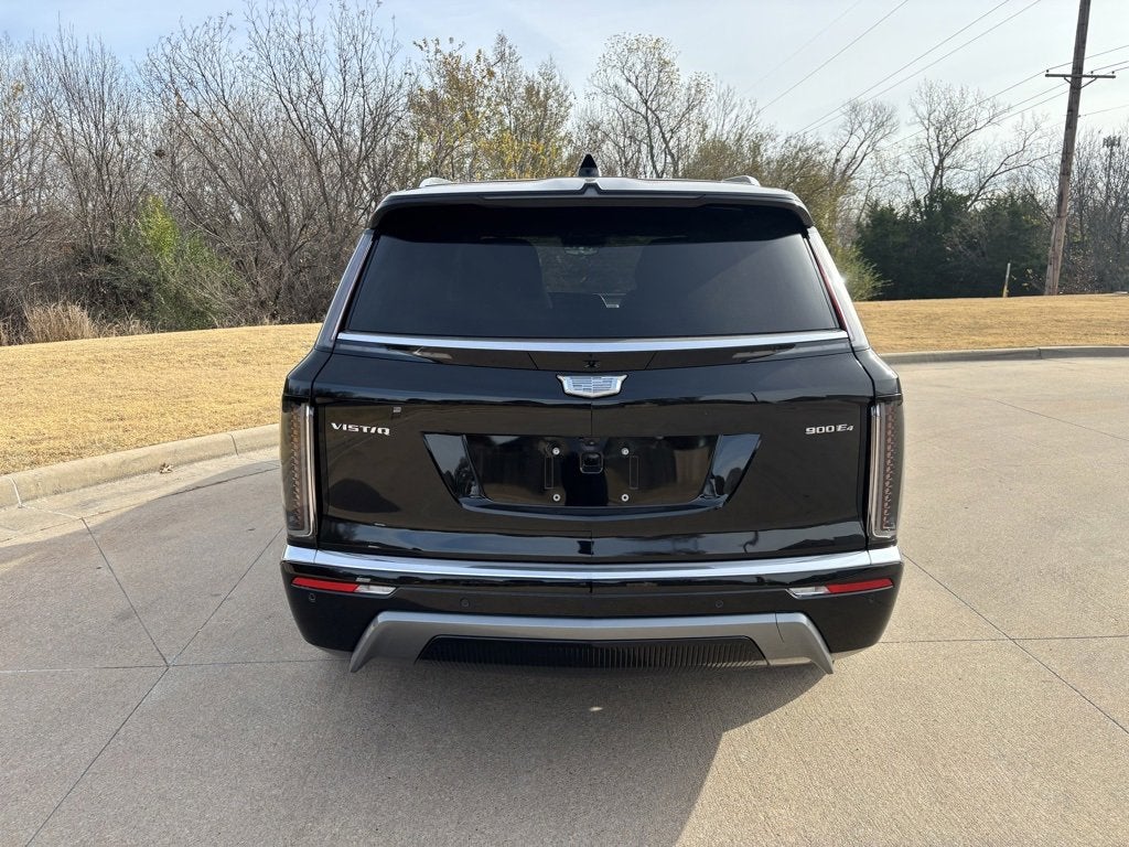 2026 Cadillac VISTIQ Luxury