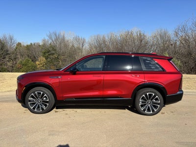 2026 Cadillac VISTIQ Sport