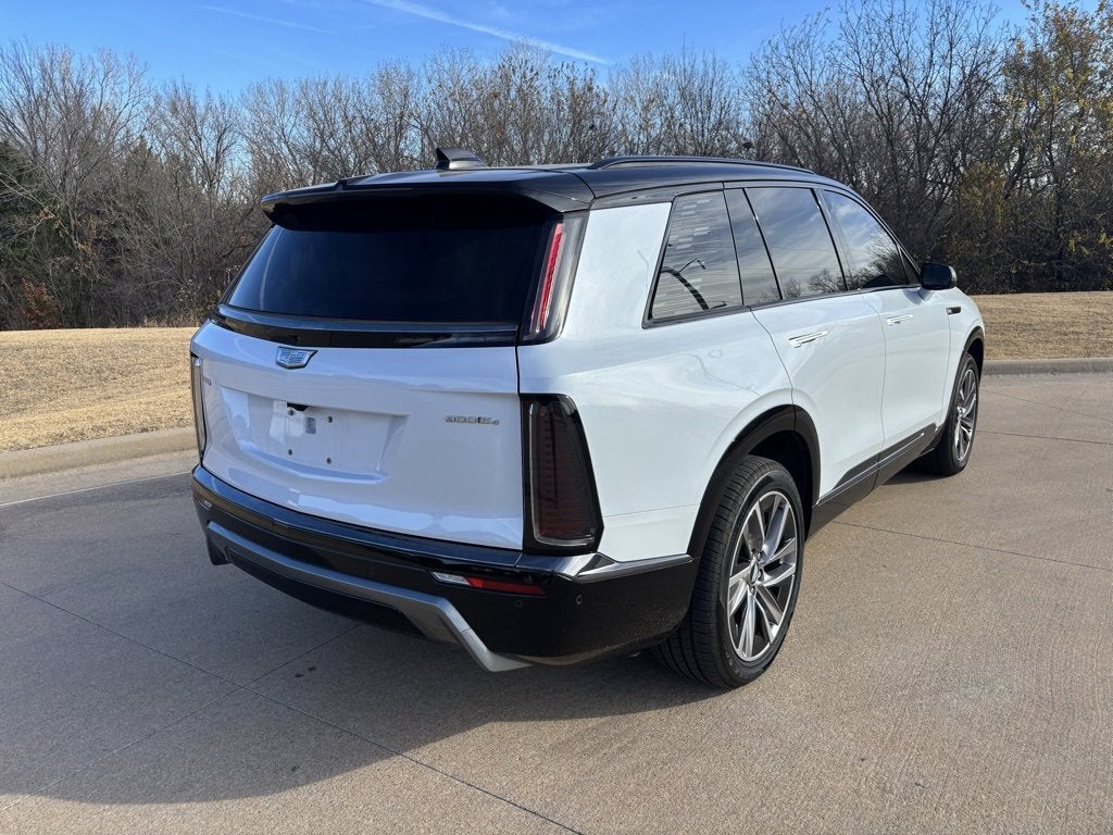 2026 Cadillac VISTIQ Sport