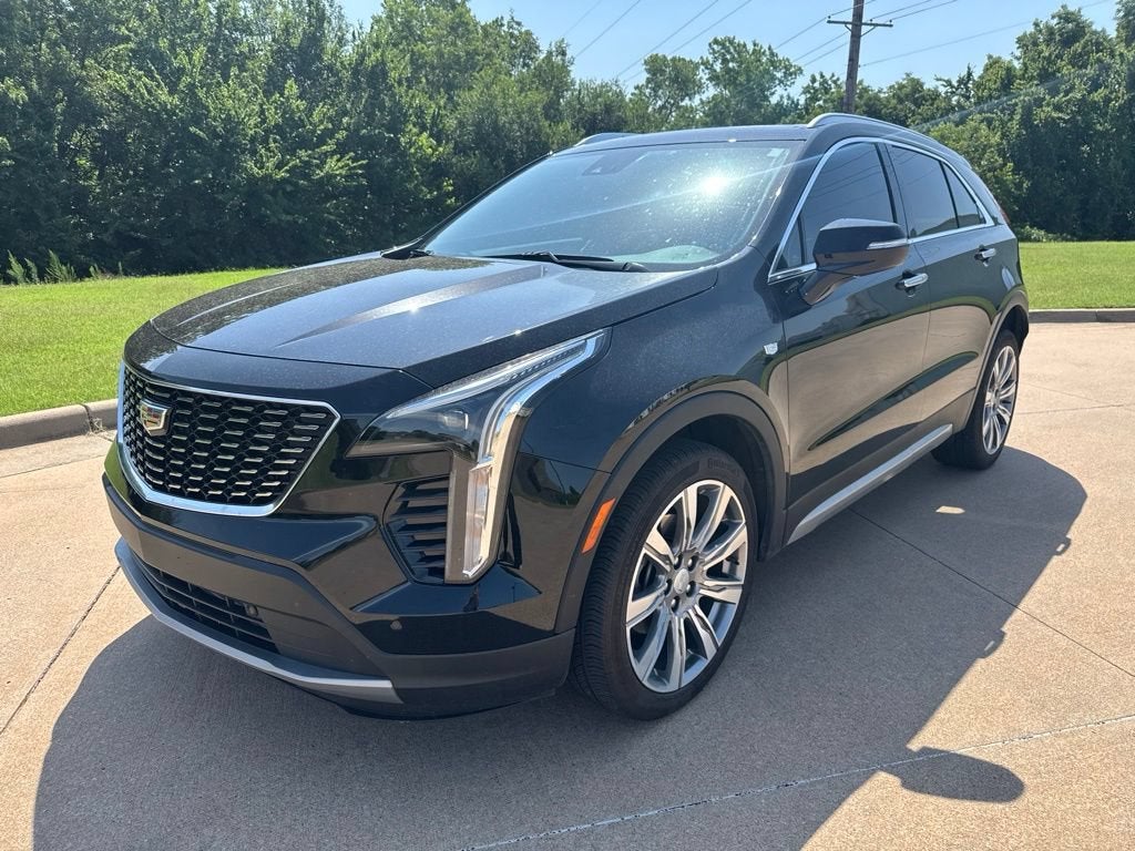 2023 Cadillac XT4 Premium Luxury