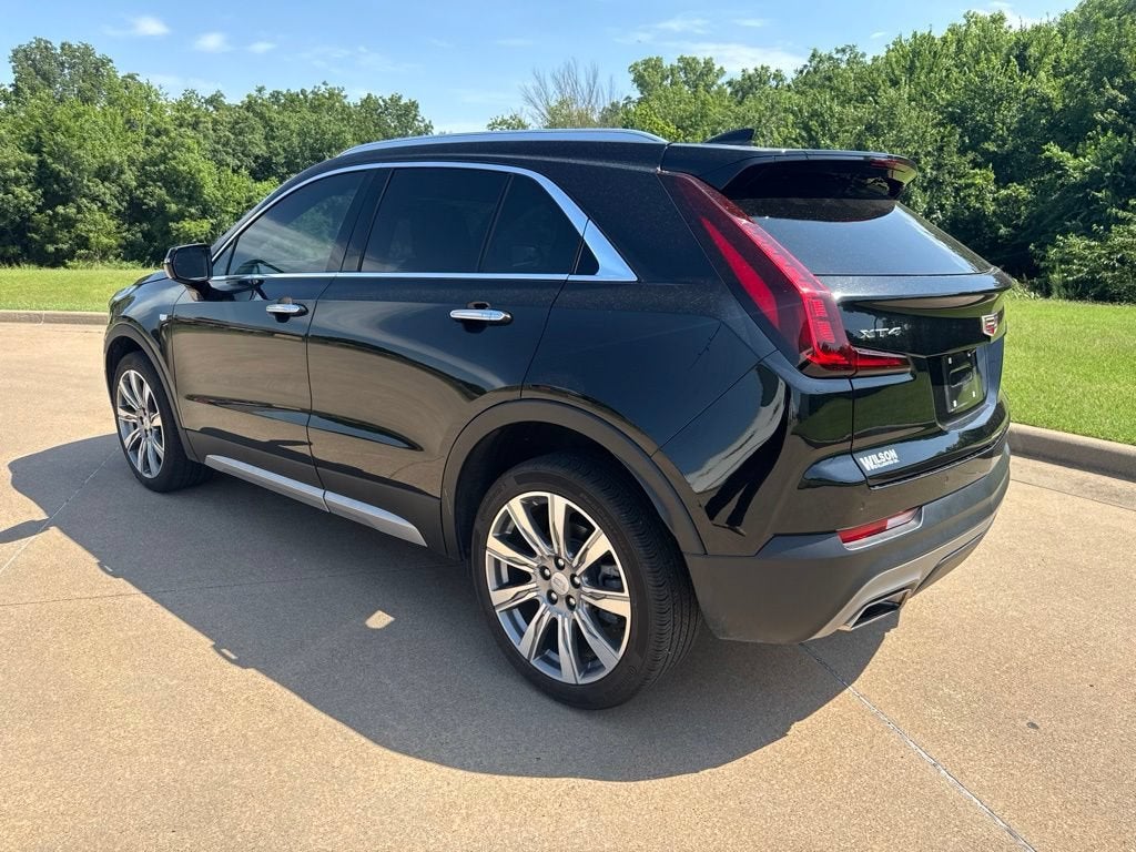 2023 Cadillac XT4 Premium Luxury