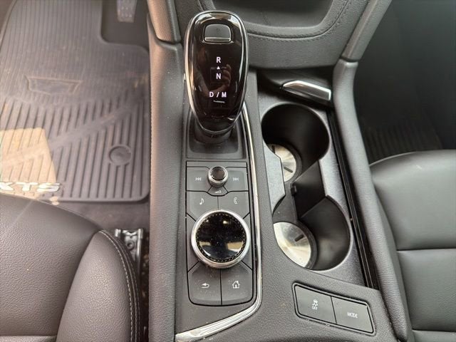 2025 Cadillac XT5 Luxury
