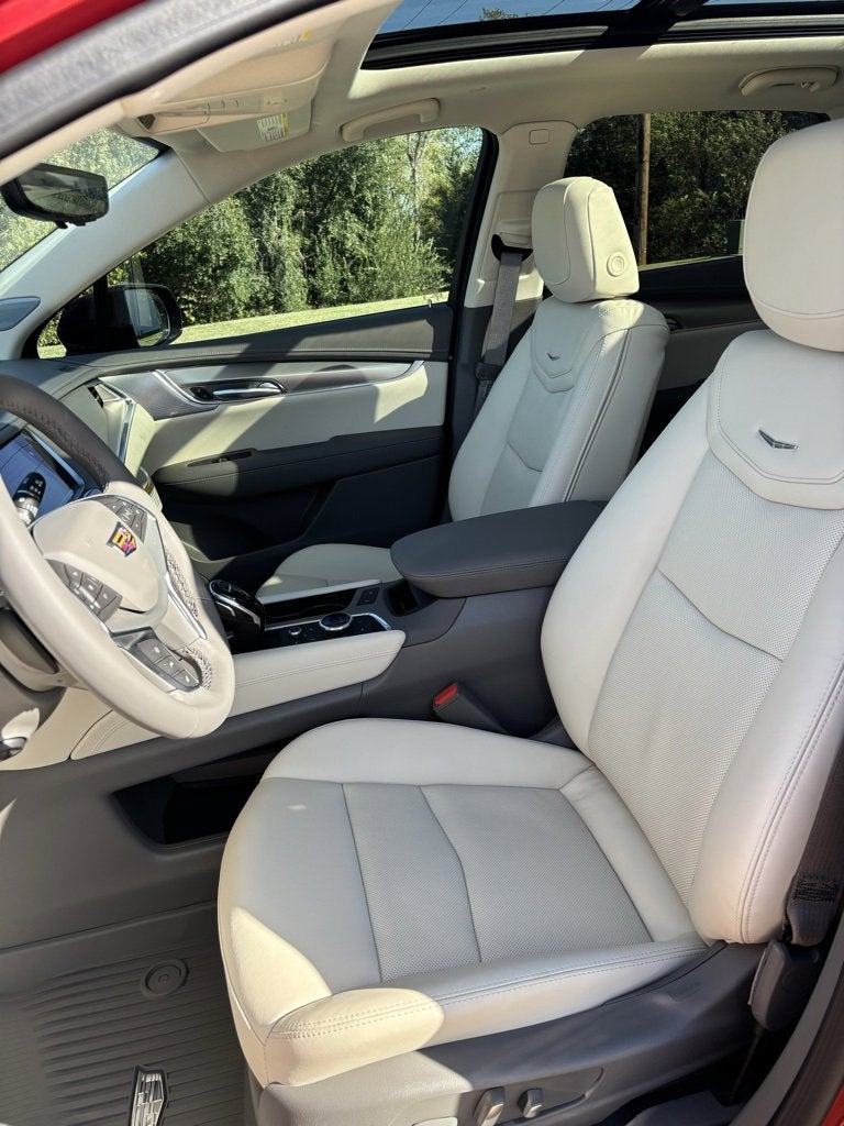 2025 Cadillac XT5 Premium Luxury