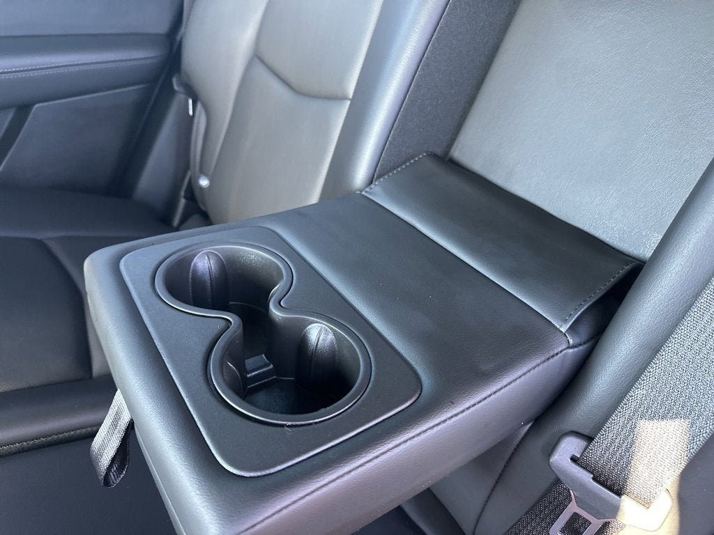 2025 Cadillac XT5 Sport