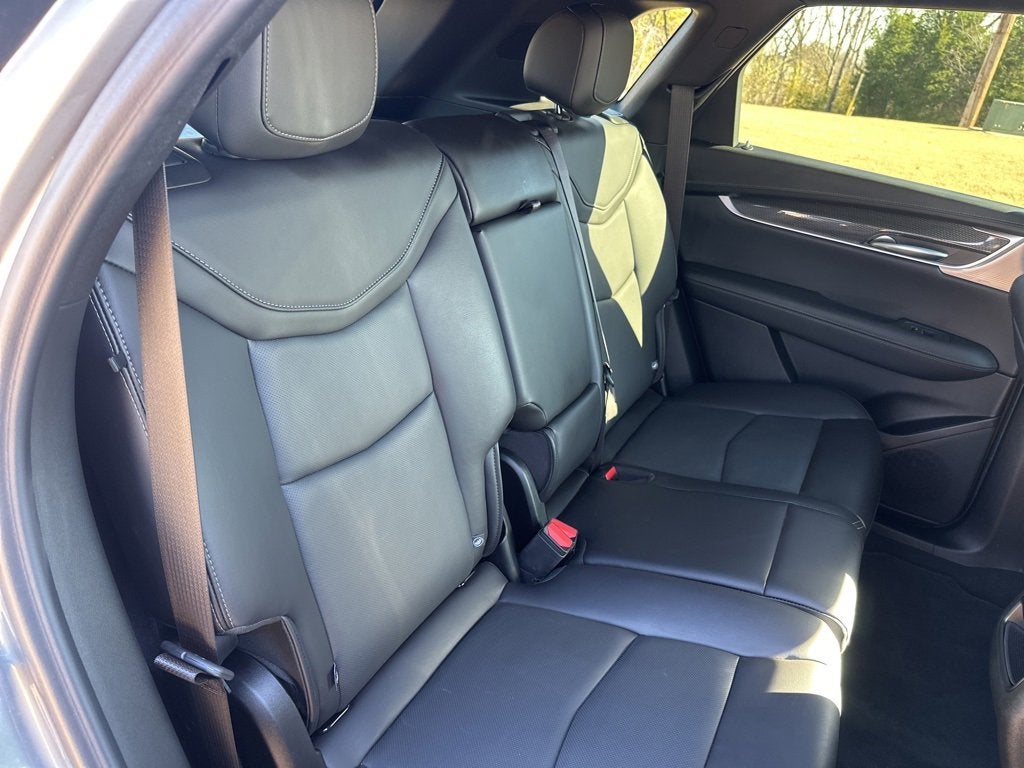 2025 Cadillac XT5 Sport