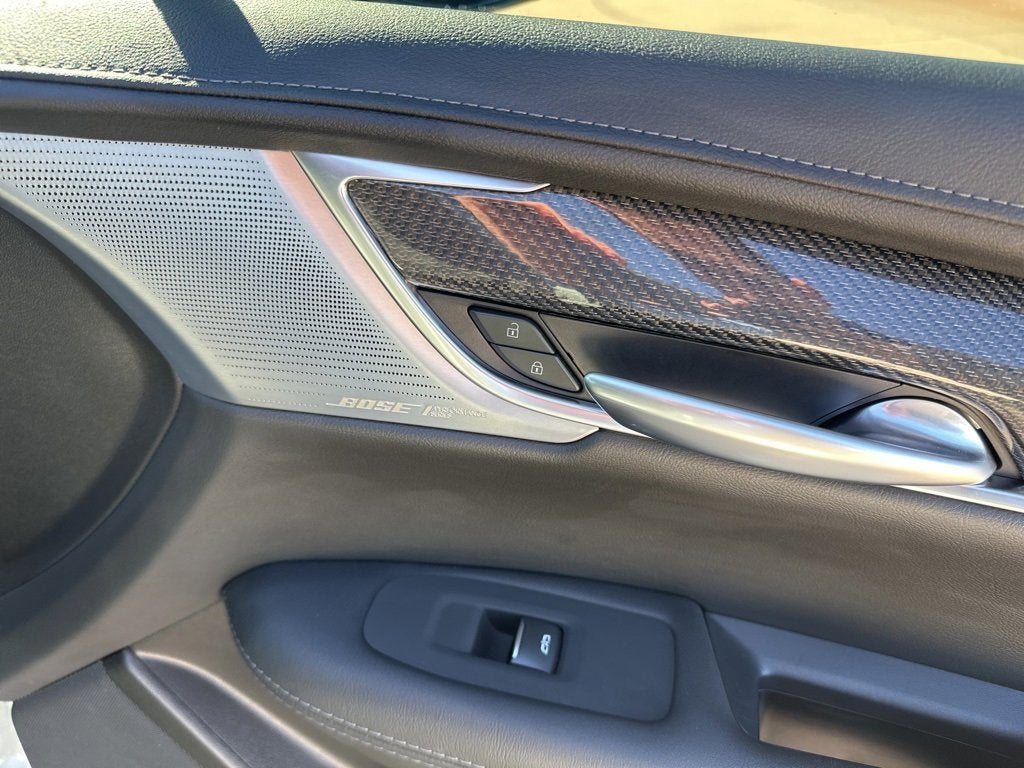 2025 Cadillac XT5 Sport