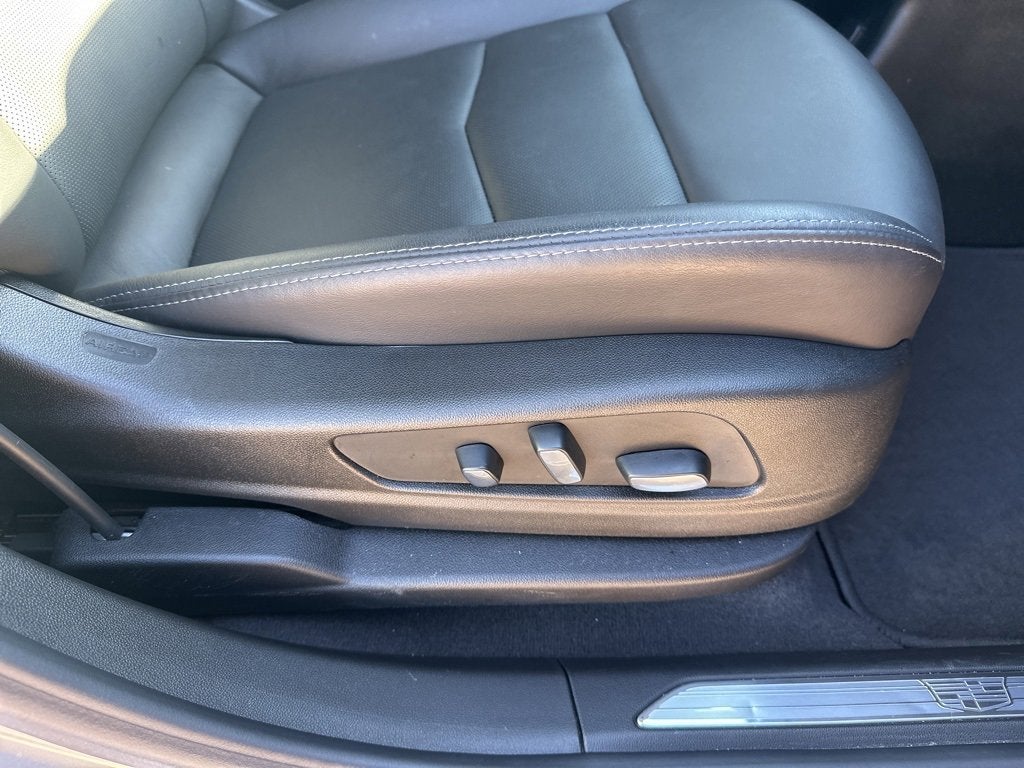 2025 Cadillac XT5 Sport